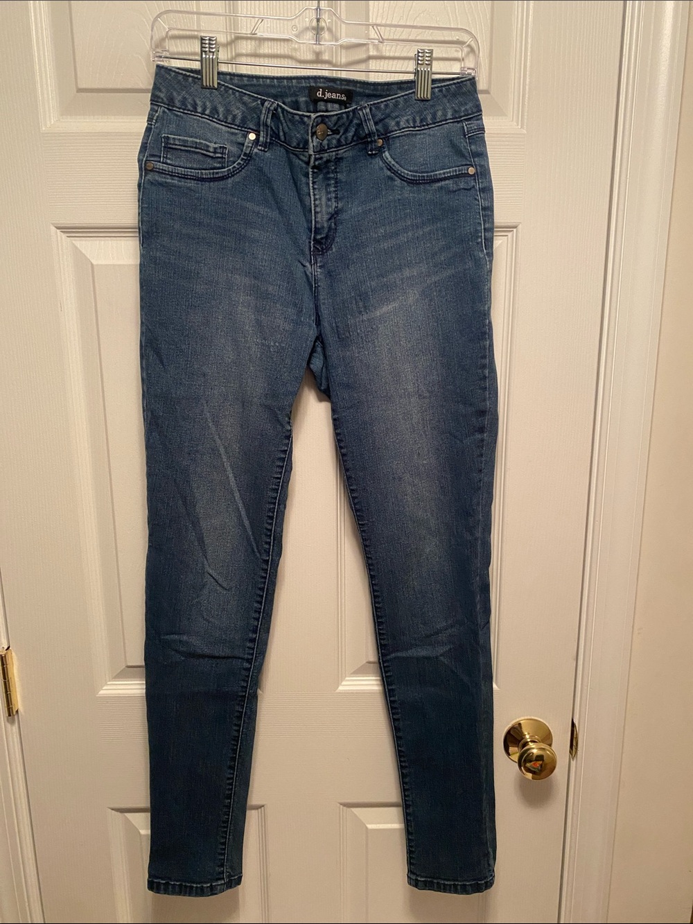 d. jeans Skinny Leg Jeans…size 8